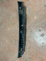 51129464128 / 9464128 BMW 7 SERİSİ G70 ARKA TAMPON BRAKETİ | MOTOLAND