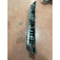 51129464128 / 9464128 BMW 7 SERİSİ G70 ARKA TAMPON BRAKETİ
