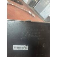 51129464143 / 9464143 BMW 7 SERİSİ G70 ARKA TAMPON BRAKETİ