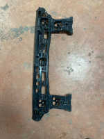 51129883537 / 9883537 BMW X1 SERİSİ U11 ARKA TAMPON BRAKETİ | MOTOLAND