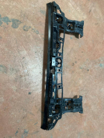 51129883537 / 9883537 BMW X1 SERİSİ U11 ARKA TAMPON BRAKETİ | MOTOLAND