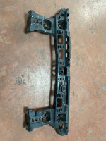 51129883537 / 9883537 BMW X1 U11 ARKA ORTA TAMPON BRAKETİ | MOTOLAND
