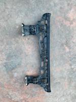 51129883537 / 9883537 BMW X1 U11 ARKA TAMPON ORTA BRAKETİ | MOTOLAND