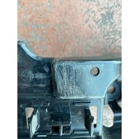 51129883537 BMW X1 U11 ARKA TAMPON BRAKETİ ORTA | MOTOLAND