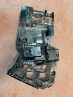 51129883544 / 9883544 BMW X1 U11 ARKA TAMPON SAĞ BRAKETİ | MOTOLAND