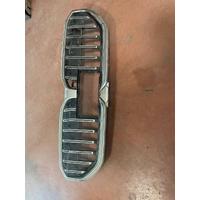5113185178 / 185178 BMW 5 SERİSİ G30 ÖN PANJUR | MOTOLAND