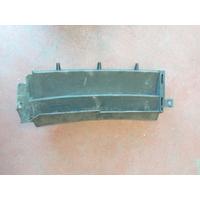 51137026899 / 7026899 LAND ROVER ÖN KANAT HAVALANDIRMA SOL 4G21