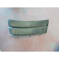 51137026899 / 7026899 LAND ROVER ÖN KANAT HAVALANDIRMA SOL 4G21