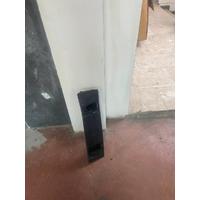 51138081532 / 8081532 BMW 7 SERİSİ G70 PLAKA ÇERÇEVESİ