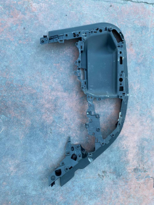 51165A279D3 / 5A279D3 BMW 7 SERİSİ G70 ARKA SOL PANEL KAPLAMASI | MOTOLAND
