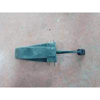 51227185637 / 7185637 BMW 5 SERİSİ F10 KAPI GERGİSİ 3A8