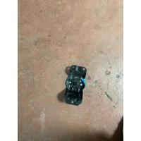 51237351339 / 7351339 MİNİ CLUBMAN F54 KAPUT ÇARPIŞMASI BRAKETİ