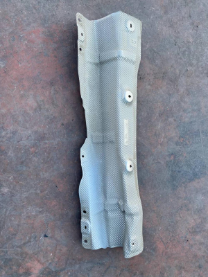 51485A1CF52 / 5A1CF52 BMW X2 U10 ARKA TAMPON EGZOZ ISI KALKANI | MOTOLAND