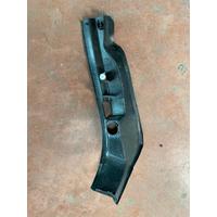51497487593 / 7487593 BMW 4 SERİSİ G26 ARKA BAGAJ KAPAĞI SOL TARAF DAMLAMA TRİMİ