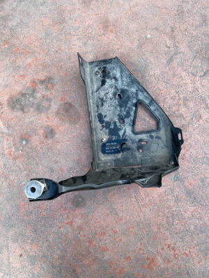 51647342501 / 7342501-08 BMW X1 F48 F49 FAR YUVA SACI | MOTOLAND