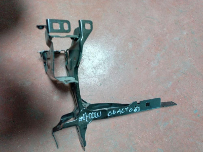 51647422294 / 7422294 BMW 3 SERİSİ G20 SAĞ FAR YUVASI SACI 4İ24