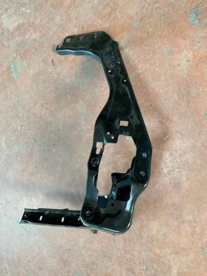 51648737291 / 8737291 BMW X1 U11 FAR YUVASI SACI TAKIM SAĞ SOL | MOTOLAND