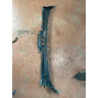 51717240672 / 7240672 BMW 2 SERİSİ F20 LCI F22 F87 ÖN CAM ALT IZGARA | MOTOLAND