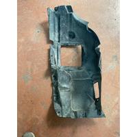 51717260709 / 7260709 BMW 1 SERİSİ F20 2012-2015 SOL ÖN ÇAMURLUK DAVLUMBAZI | MOTOLAND