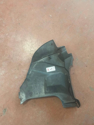 51719449083 / 9449083 BMW 7 SERİSİ G70 PANEL KAPAK PARÇASI