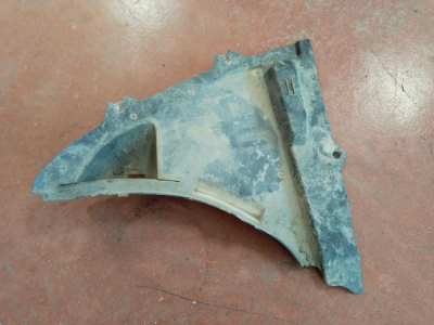 51719465703 / 9465703 BMW X1 U11 ÇAMURLUK 4G18 | MOTOLAND