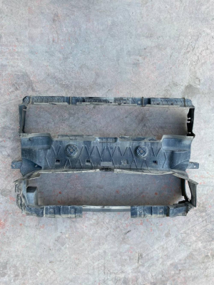 5174115643 / 115643 BMW 3 SERİSİ G20 G21 HAVA GİRİŞ BAKALİTİ ÖN HAVALANDIRMA MASKESİ | MOTOLAND