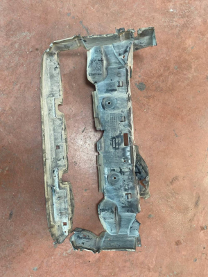 5174115643 / 115643 BMW 3 SERİSİ G20 G21 RADYATÖR HAVA GİRİŞ BAKALİTİ | MOTOLAND