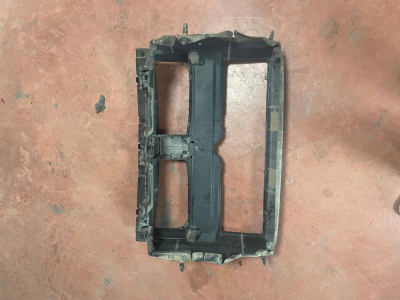 5174187798 / 187798 BMW X1 F48 ÖN MASKE | MOTOLAND