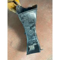 51747396940 BMW 3 SERİSİ F30 LCI ÖN TAMPON SAĞ FREN KANALI