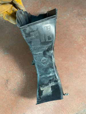 51747396940 BMW 3 SERİSİ F30 LCI ÖN TAMPON SAĞ FREN KANALI