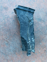 51749464033 / 9464033 BMW 7 SERİSİ G70 SOL FREN HAVA KANALI BAKALİTİ | MOTOLAND