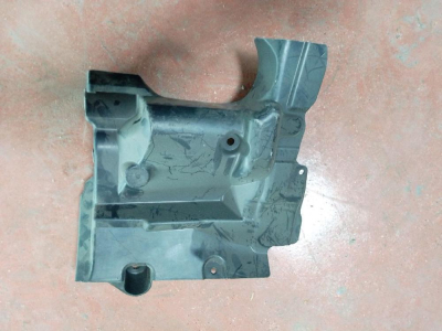 51757228687 / 7228687 BMW 5 SERİSİ F10 VİTES KUTUSU KAPAĞI 4H13