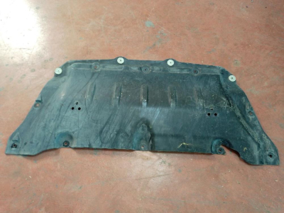 51757363730 / 7363730 BMW 5 SERİSİ G30 MOTOR ALT MUHAFAZA 4B23
