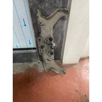 51759498261 / 9498261 BMW 7 SERİSİ G70 MOTOR ALT KAPAĞI