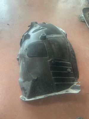 51759498280 / 9498280 BMW 7 SERİSİ G70 ÖN SAĞ DAVLUMBAZ