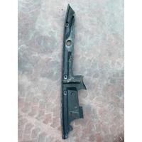 51767349606 / 7349606 BMW 5 SERİSİ G30 ÇAMURLUK SAĞ ÜST KAPLAMA | MOTOLAND
