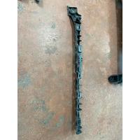 51777204022 BMW 5 SERİSİ F10 SAĞ MARŞPİYEL BRAKETİ | MOTOLAND