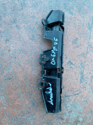 51777490683 / 7490683 BMW 4 SERİSİ G22 G23 SOL YAN EŞİK BRAKETİ | MOTOLAND