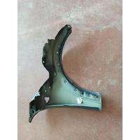 5A55B01 / 41355A55B01 MINI R56 COOPER SOL ÖN ÇAMURLUK