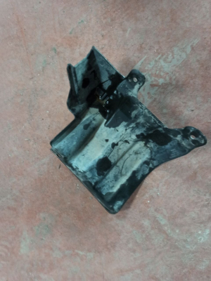 5H22-16048-CA LAND ROVER DİSCOVERY GÖVDE ALT KAPLAMA
