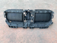 5A112F8 BMW X1 U11 ELEKTRİKLİ ÖN PANJUR İÇ MASKE | MOTOLAND