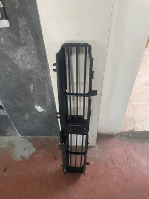 5A22C6402 BMW 3 SERİSİ G20 PANJUR HAVA KANALI | MOTOLAND
