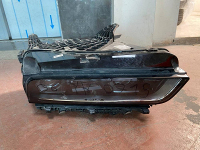 5B33F02-01 BMW 7 SERİSİ İ7 G70 SAĞ FAR FULL LED | MOTOLAND