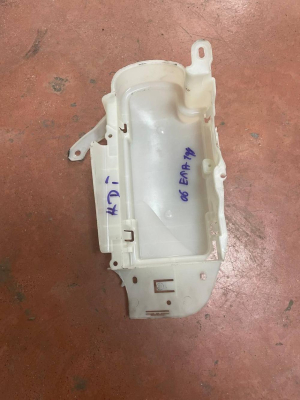 61139330542 / 9330542 BMW 5 SERİSİ G30 SİGORTA KUTUSU BRAKETİ