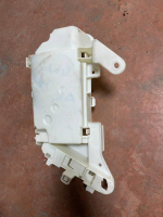 61145A1D5D9 / 5A1D5D9 BMW 5 SERİSİ G60 SİGORTA KUTUSU BRAKETİ | MOTOLAND