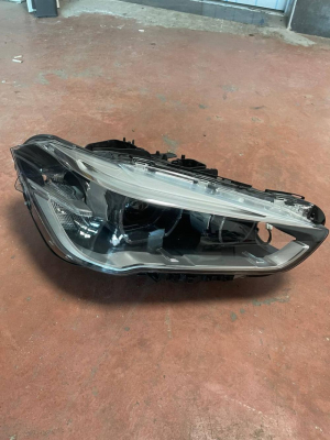 63117193708 / 7193708 BMW X1 F48 SAĞ FAR | MOTOLAND