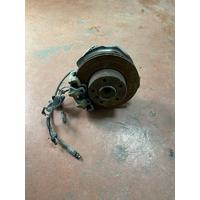 6792285 BMW 2 SERİSİ F22 F23 SOL ÖN TEKER TAŞIYICI VE DİSK KALİPER | MOTOLAND