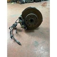 6792285 BMW 2 SERİSİ F22 F23 SOL ÖN TEKER TAŞIYICI VE DİSK KALİPER | MOTOLAND