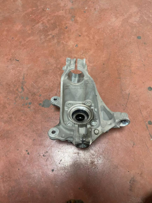 6876644 BMW MİNİ F55 F56 F57 ÖN SAĞ TAŞIYICI | MOTOLAND