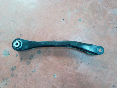 6878641 BMW 3 SERİSİ G20 SÜSPANSİYON KOLU | MOTOLAND